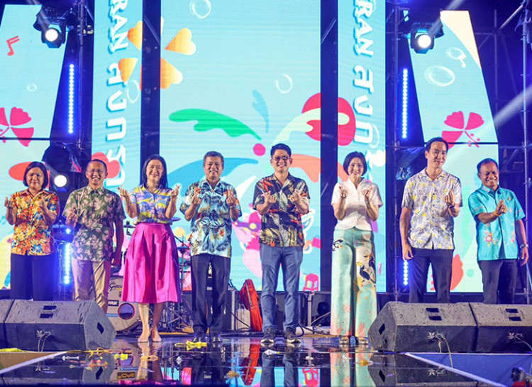 เซ็นทรัล หาดใหญ่ จัด “Hatyai Songkran Festival 2026” สุดยิ่งใหญ่ ประชาชนร่วมเล่นคึกคัก