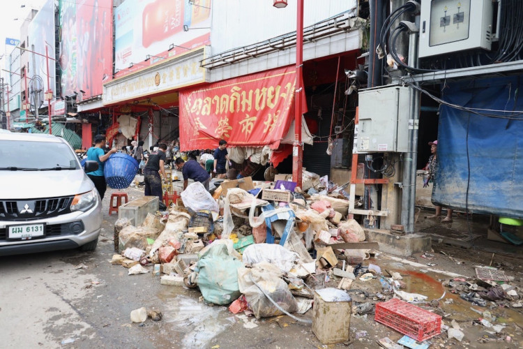 ”ตลาดกิมหยง“หาดใหญ่เสียหายหนัก รอการช่วยเหลือฟื้นฟู