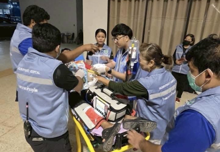 “ทีมแพทย์ฉุกเฉินภูเก็ต”เสริมช่วยผู้ประสบภัยหาดใหญ่-เพิ่มนักจิตวิทยา